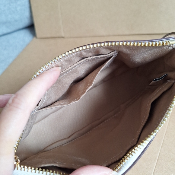 NWT Coach Nolita 19 With Wild Strawberry Print CH533 + Free Chain - Picture 5 of 12